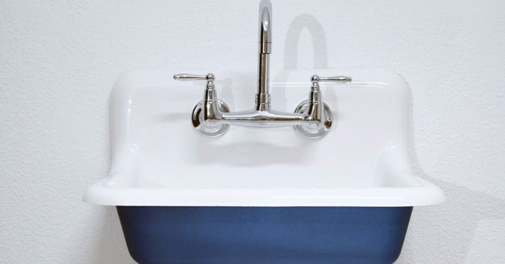 Reasons To Add a Sink to Your Outdoor Kitchen