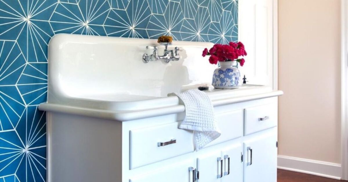 Farmhouse vs. Undermount Sinks: Which To Choose