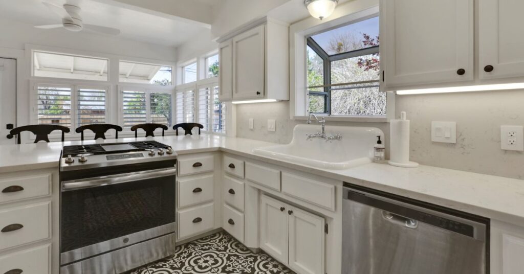 History 101: The Evolution of Kitchen Sinks