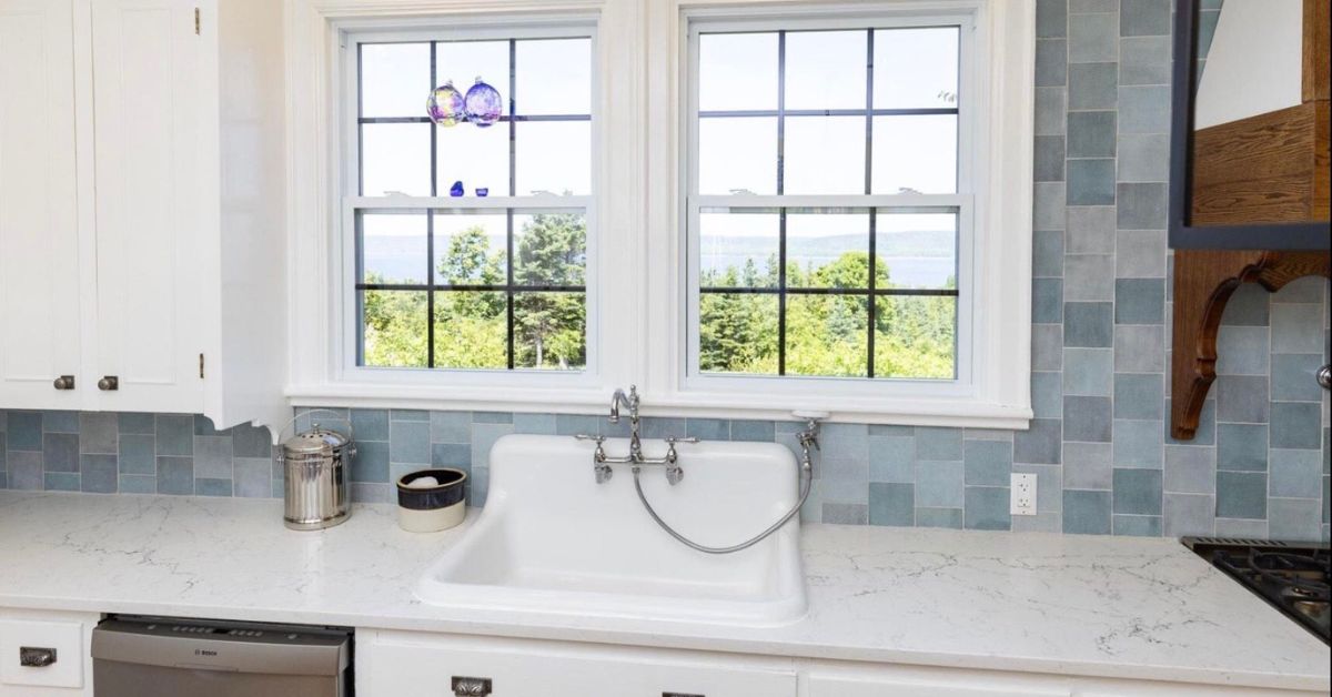 How To Clean and Maintain Your Fiberglass Sinks