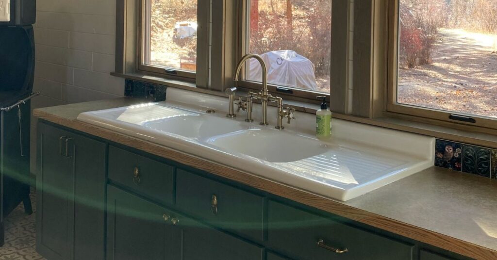 How a New Kitchen Sink Can Raise Your Home's Value